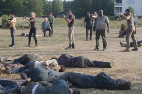 Norman Reedus, Laurie Holden, Andrew Lincoln, Sarah Wayne Callies, Scott Wilson, Jon Bernthal, Irone Singleton, Lauren C