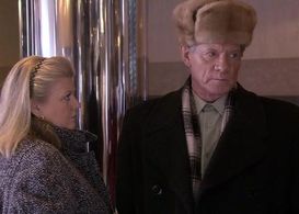 Irina Muravyova and Mikhail Zhigalov in Ne rodis krasivoy (2005)