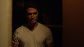 Seth Goodfellow as Jackson in Pequeñas Gotas de Agua.