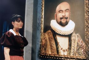 Borivoj Navrátil and Klára Pollertová in Cyprián a bezhlavý prapradedecek (1997)