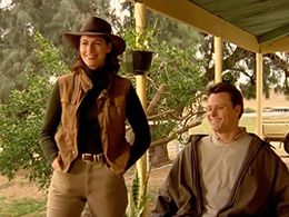 Craig Ball and Lisa Chappell in McLeod's Daughters (2001)