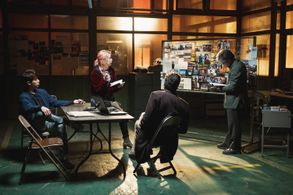 Jeong Min Park, Lim Ji-yeon, and Lee Kwang-soo in Tazza: One-Eyed Jack (2019)