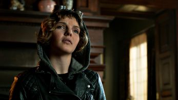 Camren Bicondova in Gotham (2014)