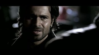 Emraan Hashmi and Shaad Randhawa in Awarapan (2007)