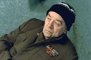 Leonid Bronevoy in The Promised Heaven (1991)