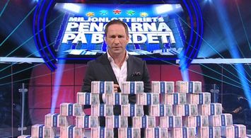 Paolo Roberto in Pengarna på bordet (2011)