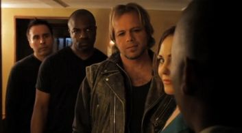 Darwin Harris with Michael Placencia, Brian Gaskill, Jade Harlow and Derrell Whitt in The Darkside Of The Bay.