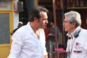Jean Dujardin and Claude Lelouch in Un + Une (2015)