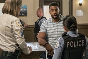 LaRoyce Hawkins and Li Jun Li in Chicago P.D. (2014)