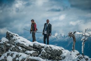 Samuel L. Jackson and Onni Tommila in Big Game (2014)