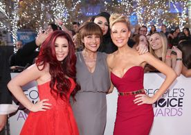 Nikki Deloach, Desi Lydic, and Jillian Rose Reed in The 40th Annual People's Choice Awards (2014)