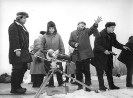 Aleksey German and Eduard Volodarskiy in Trial on the Road (1986)