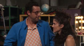 Adam Sandler and Jackie Gonzalez-Durruthy in Sandy Wexler (2017)