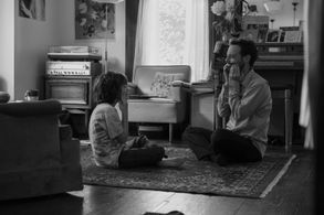 Scoot McNairy and Woody Norman in C'mon C'mon (2021)