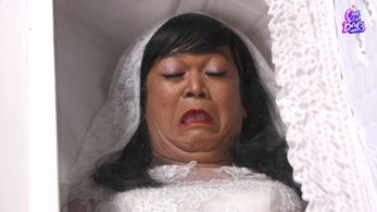 Abet Raz in One of the Baes (2019)