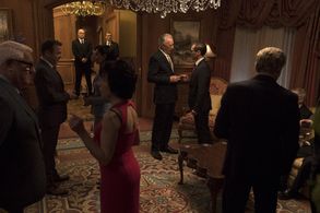 Kiefer Sutherland, Guy Buller, Geoff Pierson, and Jocelyne Zucco in Designated Survivor (2016)