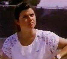 Carrie Barton in Tanto Tiempo as Mia