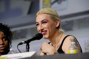 Mason Alexander Park at an event for The Sandman (2022)