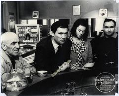 Maurice Ronet and Léna Skerla in The Fire Within (1963)