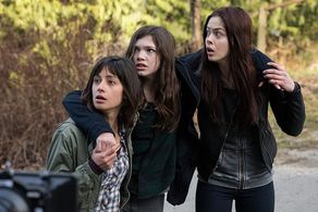 Stephanie Hunt, Alisha Newton, and Sarah Dugdale in The Hollow (2015)