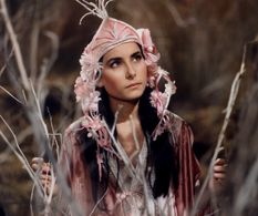 Zora Jandová in Chán Sulejmán a víla Fatmé (1985)