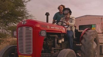 Shmuel Vilozni and Yoel Rozenkier in 35 Downhill (2022)