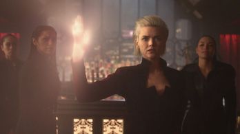 Jessica Lucas, Erin Richards, and Shiva Kalaiselvan in Gotham (2014)