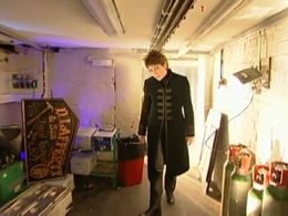 Yvette Fielding in Most Haunted (2002)