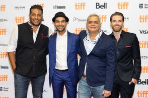 Hansal Mehta, Rupinder Nagra, Rajkummar Rao, and Timothy Ryan Hickernell in Omerta (2017)