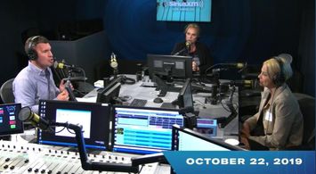 Lisa D'Amato, Jeff Lewis, and Megan Weaver in Jeff Lewis Live (2019)