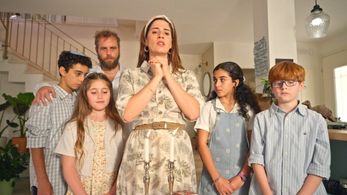 Oron Yarin, Itay Bachor, Neta Carmeli, Noga Chitin, Ido Bartal, and Chen Amsalem Zaguri in Bene Mitzvah (2023)