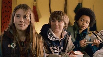 Andrew Chalmers, Maya Ritter, and Chantel Cole in Finn's Girl (2007)