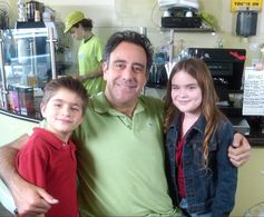 Stone Eisenmann with sister HannaH Eisemannn on I Kid with Brad Garrett