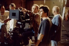 Valentin Belonogov and Nir Bergman in Broken Wings (2002)