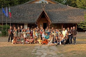 Polly Ivanova, Boris Minkov, Yoan Stoykov, Dean Stoykov, Raya Georgieva, Fani Uzunova, Alberto Kandjov, Martin Ghiaurov,