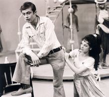 Tatjana Medvecká and Petr Svojtka in Milenci z kiosku (1976)