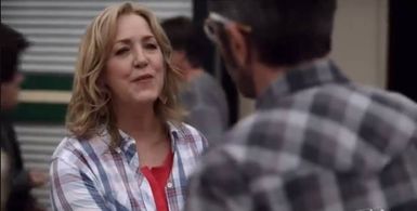 Rochelle Robinson in Maron