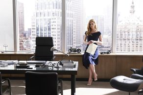 Sarah Rafferty in Suits (2011)