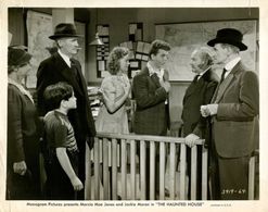 Marcia Mae Jones and Jackie Moran in Haunted House (1940)