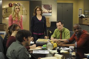 Tina Fey, Keith Powell, Anthony Atamanuik, Katrina Bowden, and Bethany Hall in 30 Rock (2006)