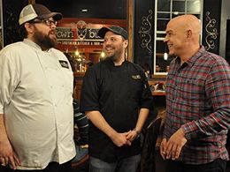 Michael Symon in Burgers, Brew and 'Que (2015)