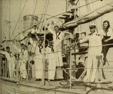 Charles Brinley, Irene Castle, Jack Holt, George Lessey, and Milton Sills in Patria (1917)