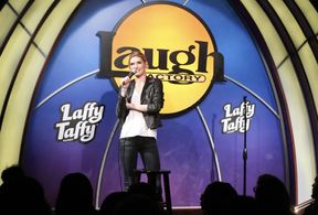 Stand Up at the Laugh Factory