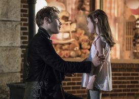 Joseph Morgan and Summer Fontana in The Originals (2013)