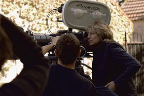 Danièle Thompson in Jet Lag (2002)