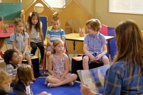 Katy Mixon, Evan O'Toole, and Julia Butters in American Housewife (2016)