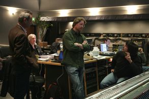 Thomas Newman, Andrew Stanton, and Jim Morris in Finding Nemo (2003)