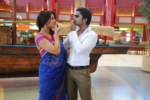 Silambarasan Rajendar and Richa Langella in Osthi (2011)