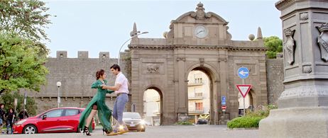 Amruta Khanvilkar and Roger Dcosta in One Way Ticket (2016)
