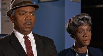 Roy Glenn and Beah Richards in Guess Who's Coming to Dinner (1967)
